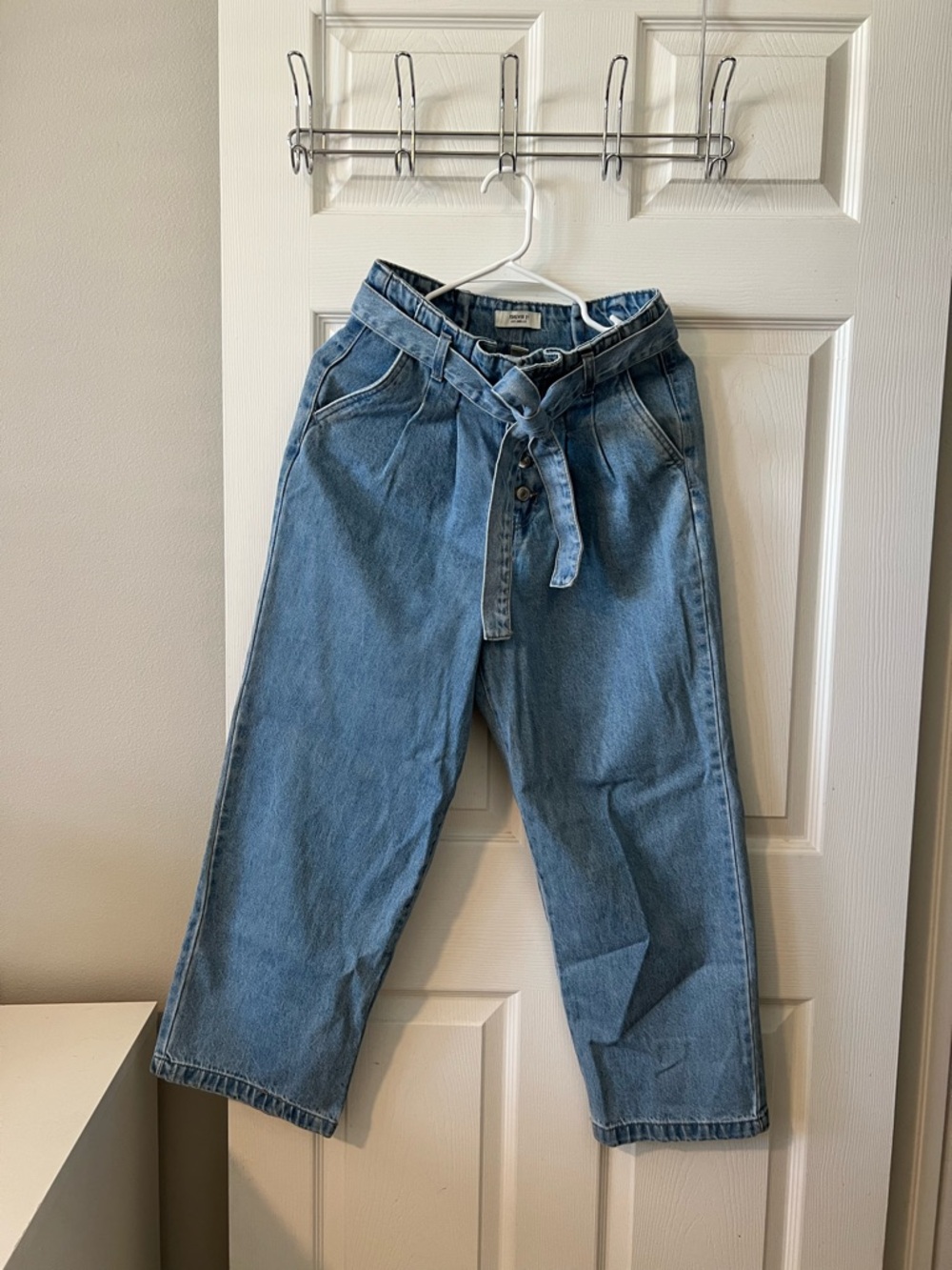 Forever 21 Light Blue Denim Paperbag Waist Jeans